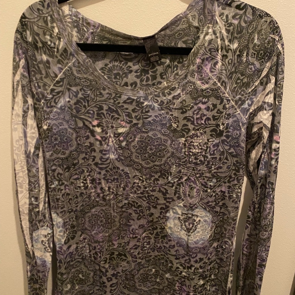 Prana long sleeve t-shirt